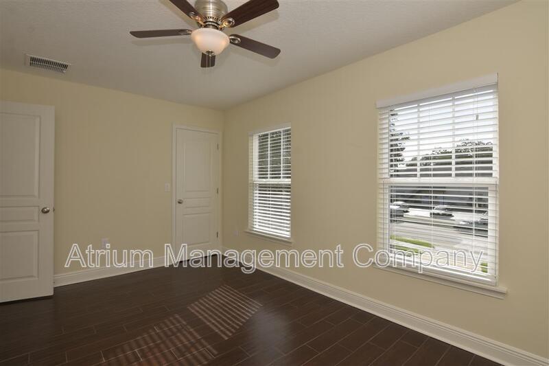Downtown Living at Its Finest: Stylish 3-Bed, 2.5-Bath Townhome Ready for You!!! property image