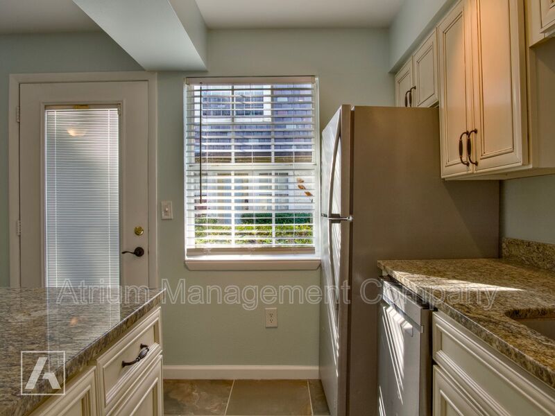 Highland Flats: Rare Find in the Heart of Orlando property image