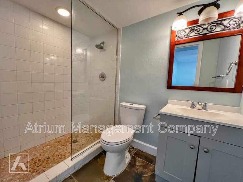 Highland Flats: Rare Find in the Heart of Orlando property image