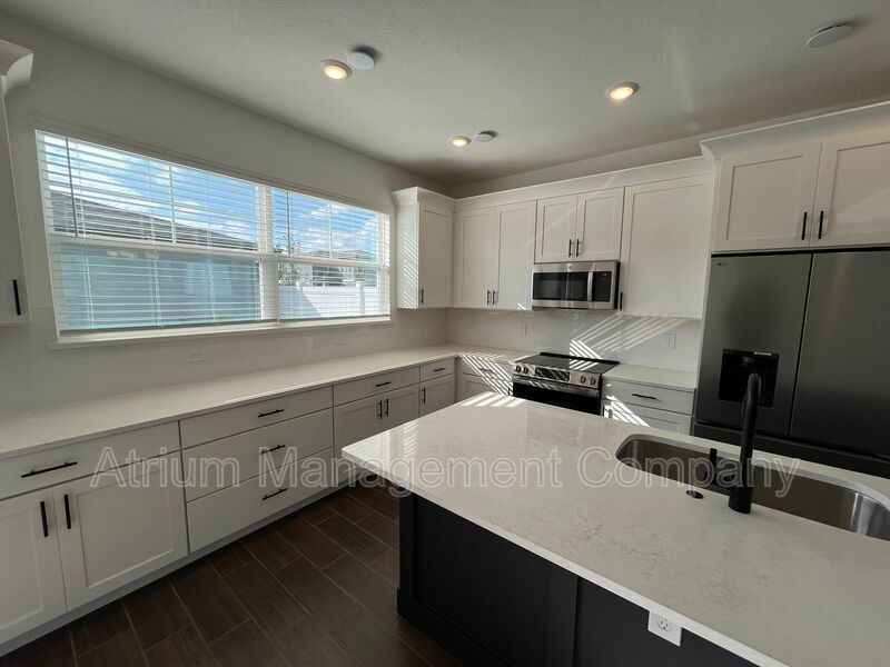 Just Built in Winter Garden! Stunning 3BR Townhome with Designer Layout property image