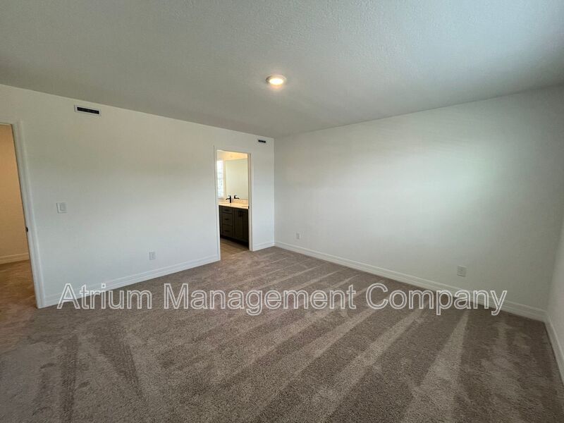 Just Built in Winter Garden! Stunning 3BR Townhome with Designer Layout property image