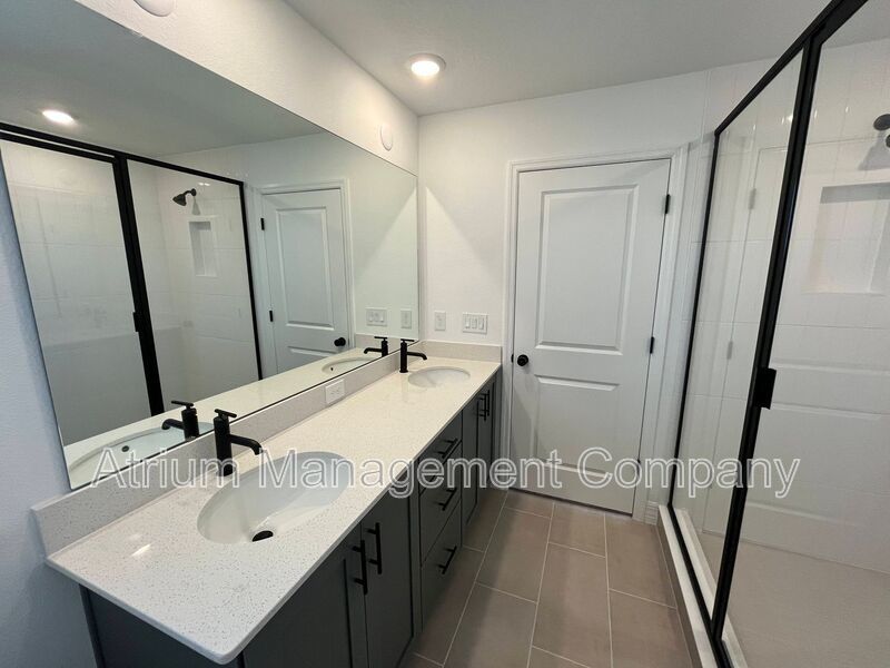 Just Built in Winter Garden! Stunning 3BR Townhome with Designer Layout property image