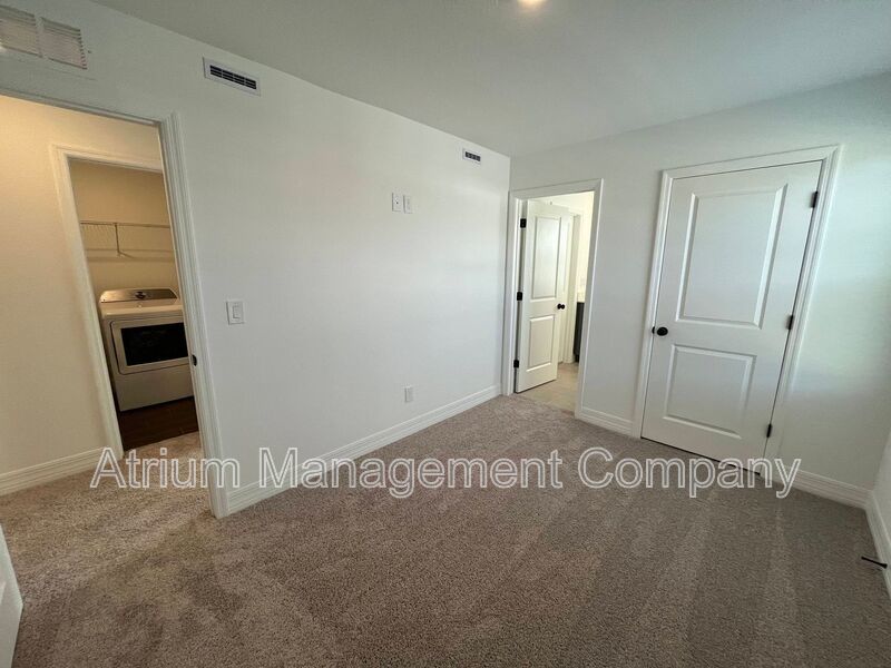 Just Built in Winter Garden! Stunning 3BR Townhome with Designer Layout property image