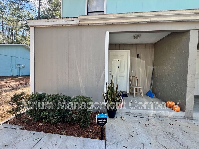 Two bedroom 1 bath property image