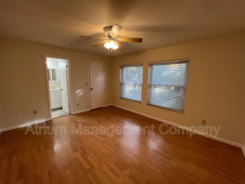 Welcome Home to 805 Buckie Drive: Modern Comfort in a Prime Cul-de-Sac Location property image