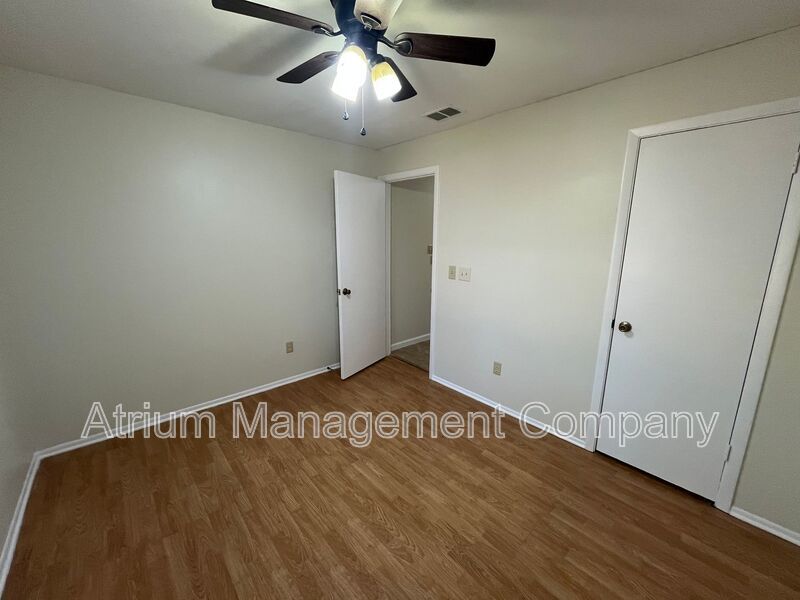 Welcome Home to 805 Buckie Drive: Modern Comfort in a Prime Cul-de-Sac Location property image