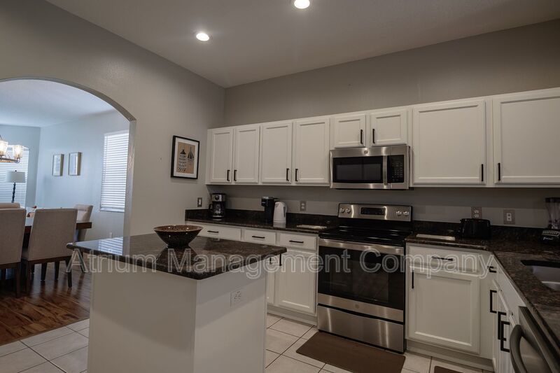 Golf Course Front 5BR Pool Home Near Disney | Resort-Style Living in Highlands Reserve property image