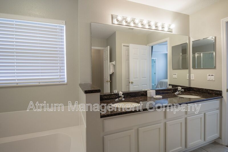 Golf Course Front 5BR Pool Home Near Disney | Resort-Style Living in Highlands Reserve property image