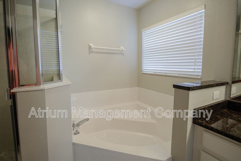 Golf Course Front 5BR Pool Home Near Disney | Resort-Style Living in Highlands Reserve property image