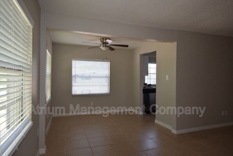 Charming Updated 2 Bed 1 Bath Apartment for Rent in Orlando, FL! property image