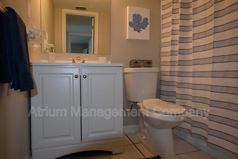 Charming Updated 2 Bed 1 Bath Apartment for Rent in Orlando, FL! property image