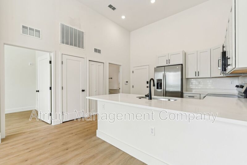 The Milk Stacks: Boutique Luxury Living in Downtown Orlando's Milk District property image