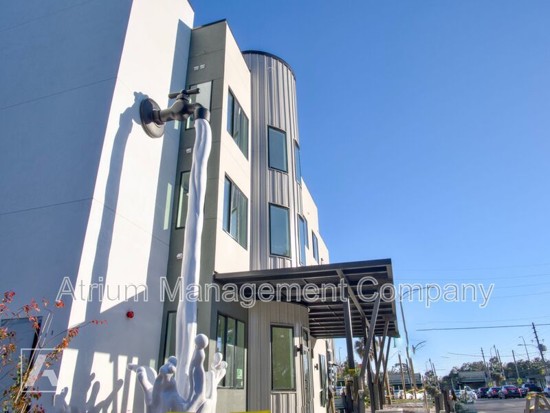 The Milk Stacks: Boutique Luxury Living in Downtown Orlando's Milk District property image