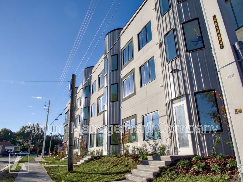 The Milk Stacks: Boutique Luxury Living in Downtown Orlando's Milk District property image