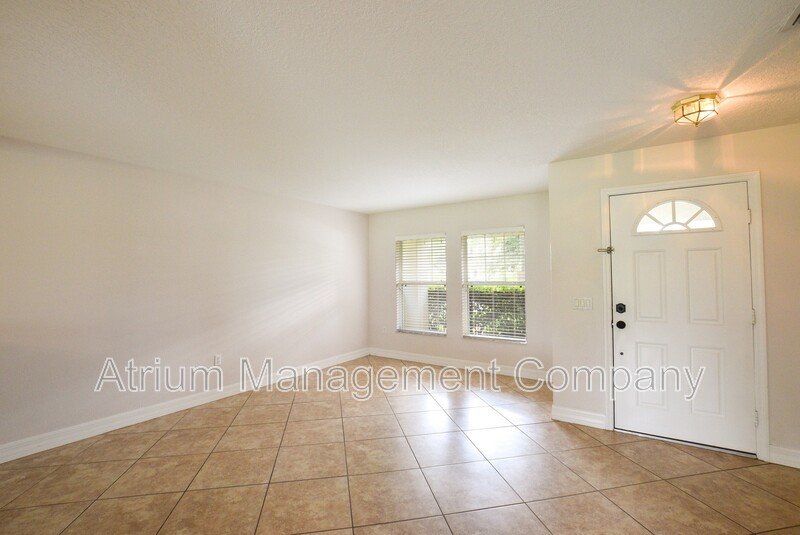 Amazing 4 Bed 2.5 Bath Home For Rent in Orlando, FL! property image