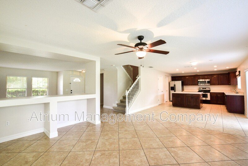 Amazing 4 Bed 2.5 Bath Home For Rent in Orlando, FL! property image