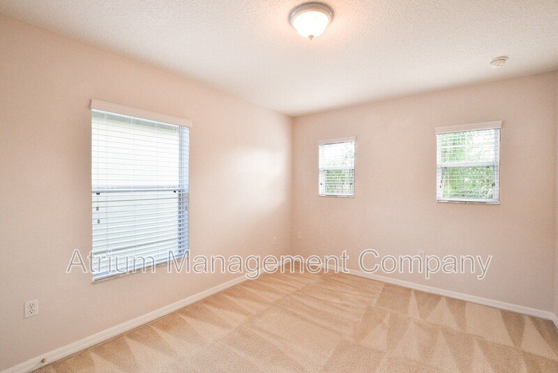 Amazing 4 Bed 2.5 Bath Home For Rent in Orlando, FL! property image