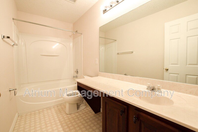 Amazing 4 Bed 2.5 Bath Home For Rent in Orlando, FL! property image