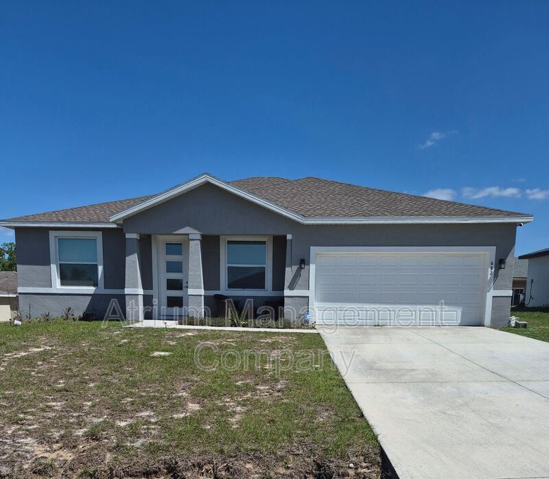 ***COMING SOON*** Newer 4 bedroom/3 bathroom in Poinciana! property image