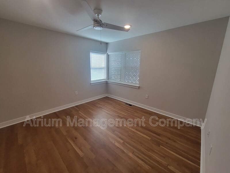 1111 N Thompson St Apt 103 property image