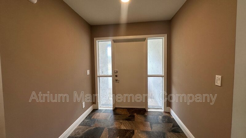 Move-In Ready 3/2 with Garage, Modern Finishes & No HOA property image
