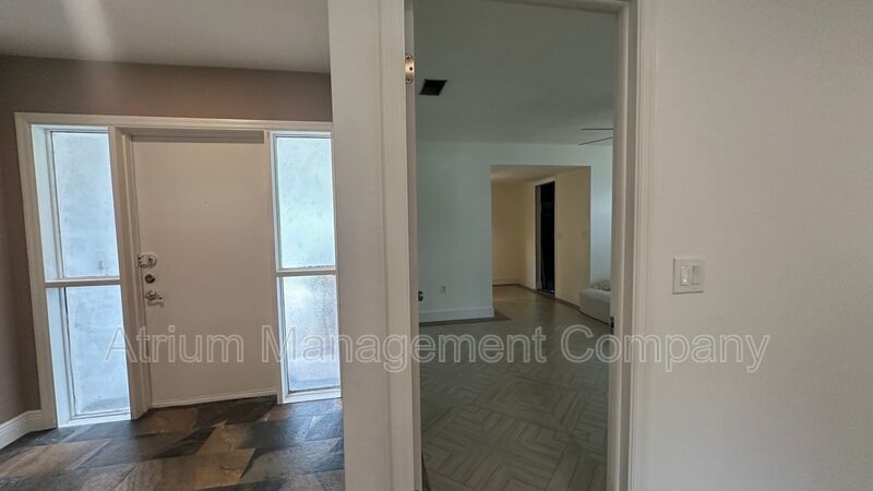 Move-In Ready 3/2 with Garage, Modern Finishes & No HOA property image