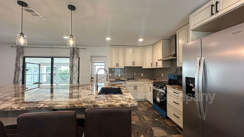 Move-In Ready 3/2 with Garage, Modern Finishes & No HOA property image