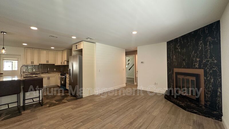 Move-In Ready 3/2 with Garage, Modern Finishes & No HOA property image