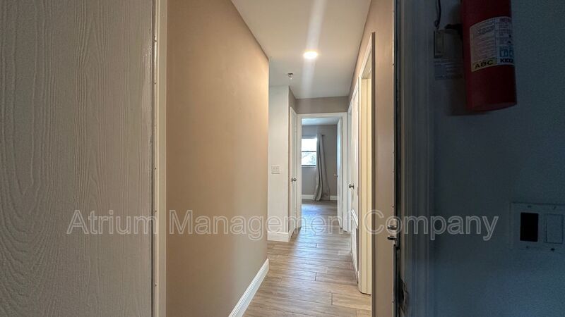 Move-In Ready 3/2 with Garage, Modern Finishes & No HOA property image