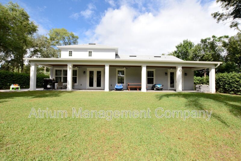 Immaculate 3 Bedroom 2.5 Bathroom w/ Bonus Gated Home! property image