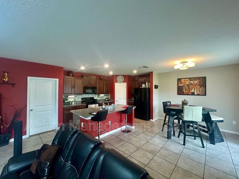 Beautiful 4-Bedroom Home for Rent in Wimauma, FL – Exceptional Value and Amenities property image