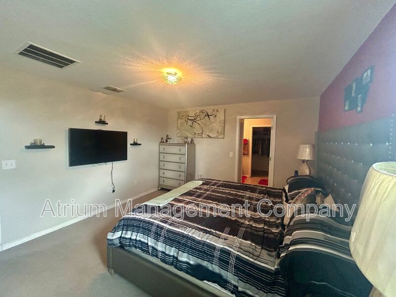Beautiful 4-Bedroom Home for Rent in Wimauma, FL – Exceptional Value and Amenities property image