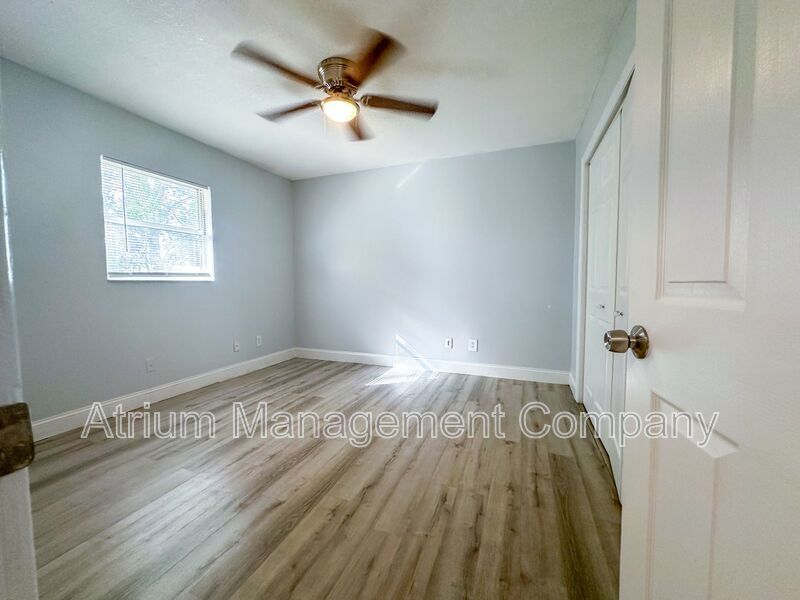 Fully Fenced Privacy in Orlando – Stylish 2 bedroom Near Theme Parks and Beaches! property image