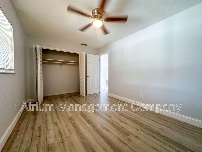 Fully Fenced Privacy in Orlando – Stylish 2 bedroom Near Theme Parks and Beaches! property image