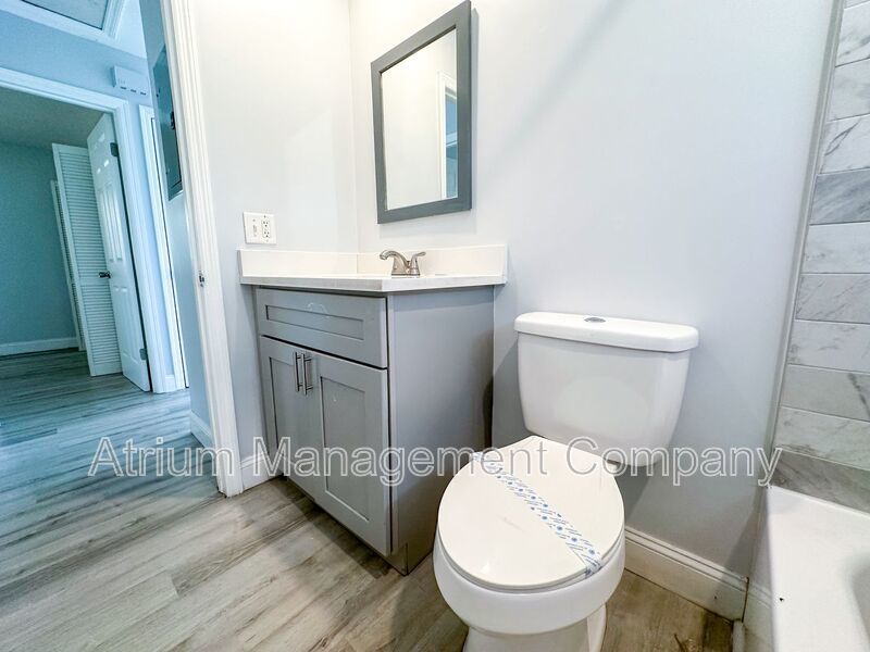 Fully Fenced Privacy in Orlando – Stylish 2 bedroom Near Theme Parks and Beaches! property image