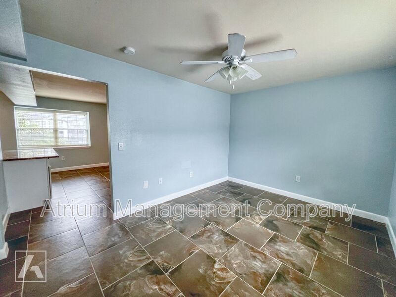 Renovated 1-Bedroom Apartment for Rent in Downtown Orlando | Highland Flats property image