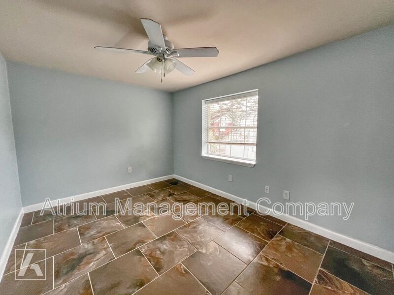Renovated 1-Bedroom Apartment for Rent in Downtown Orlando | Highland Flats property image