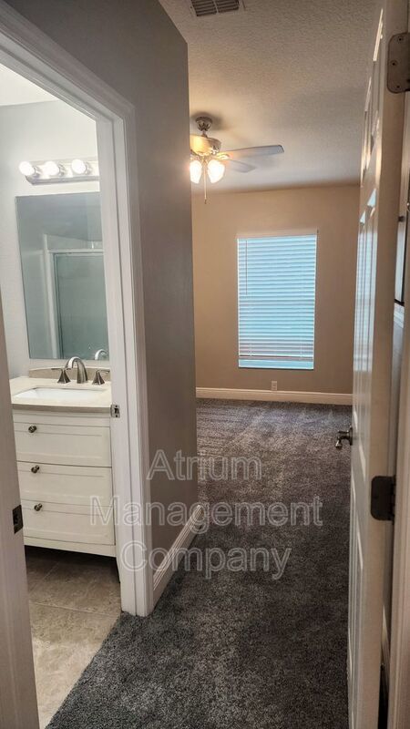 Spacious 2-Bed, 2.5-Bath Townhome in Belleview property image