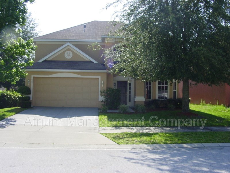 Beautiful 4 Bed 2.5 Bath Pool Home for Rent in Lake Mary, FL ! property image