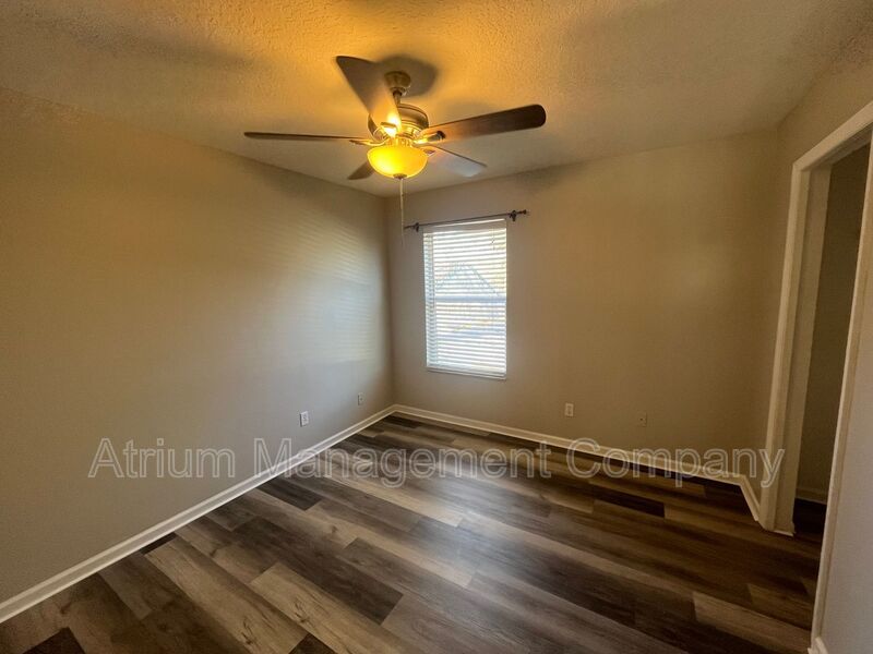 Beautiful 4 Bed 2.5 Bath Pool Home for Rent in Lake Mary, FL ! property image