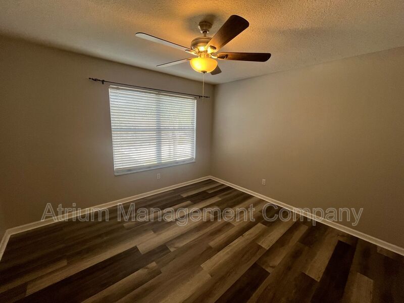 Beautiful 4 Bed 2.5 Bath Pool Home for Rent in Lake Mary, FL ! property image