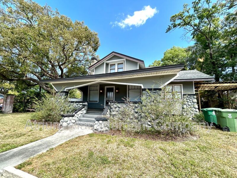 Modern Tampa Studio | Easy Living with Internet & Utilities Included property image