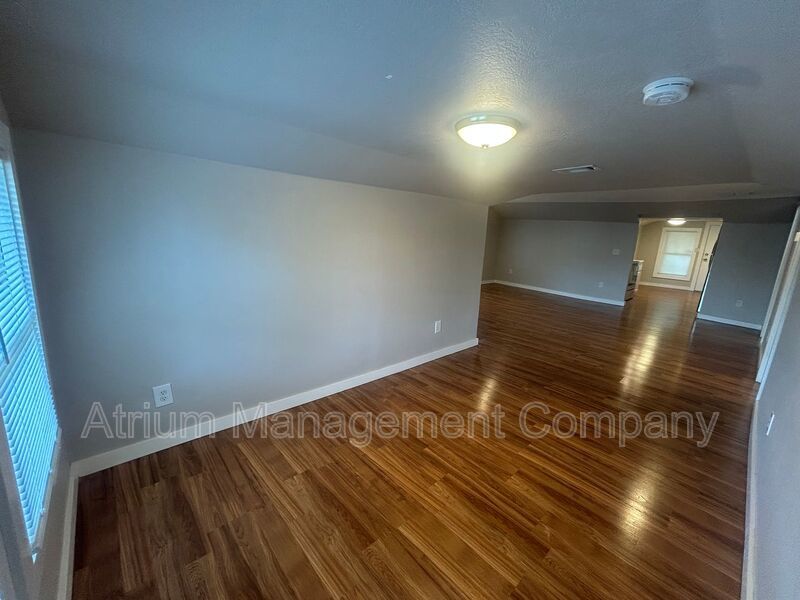 Modern Tampa Studio | Easy Living with Internet & Utilities Included property image
