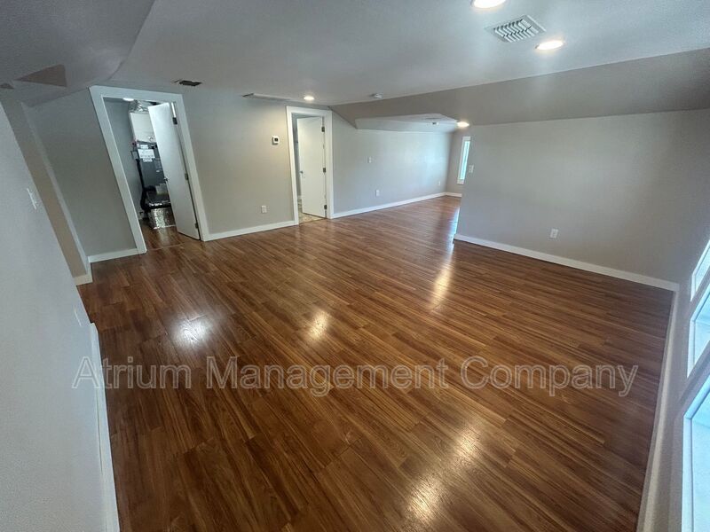 Modern Tampa Studio | Easy Living with Internet & Utilities Included property image