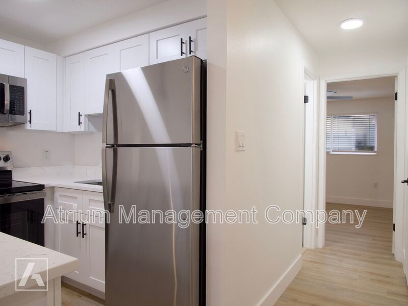 Beautiful 1/1 at The Roberson  - ONE MONTH FREE!!!!! property image