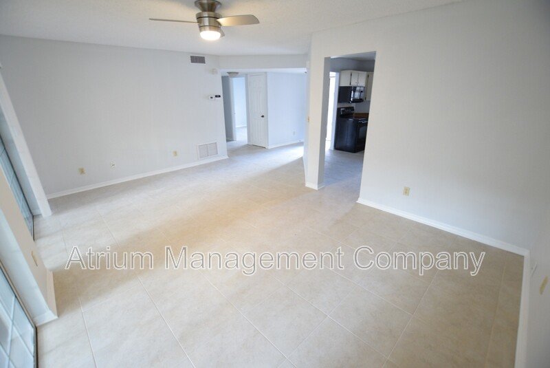Stunning and Spacious 2 Bed Apartment in Lake Eola Heights property image
