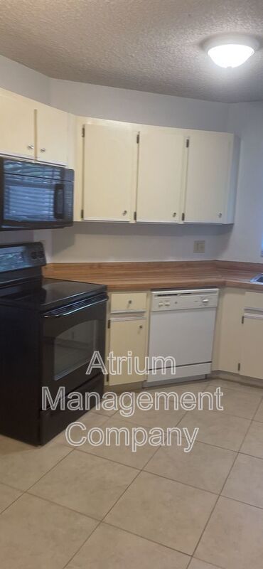 Stunning and Spacious 2 Bed Apartment in Lake Eola Heights property image