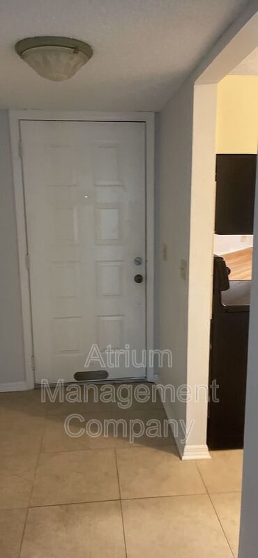 Stunning and Spacious 2 Bed Apartment in Lake Eola Heights property image