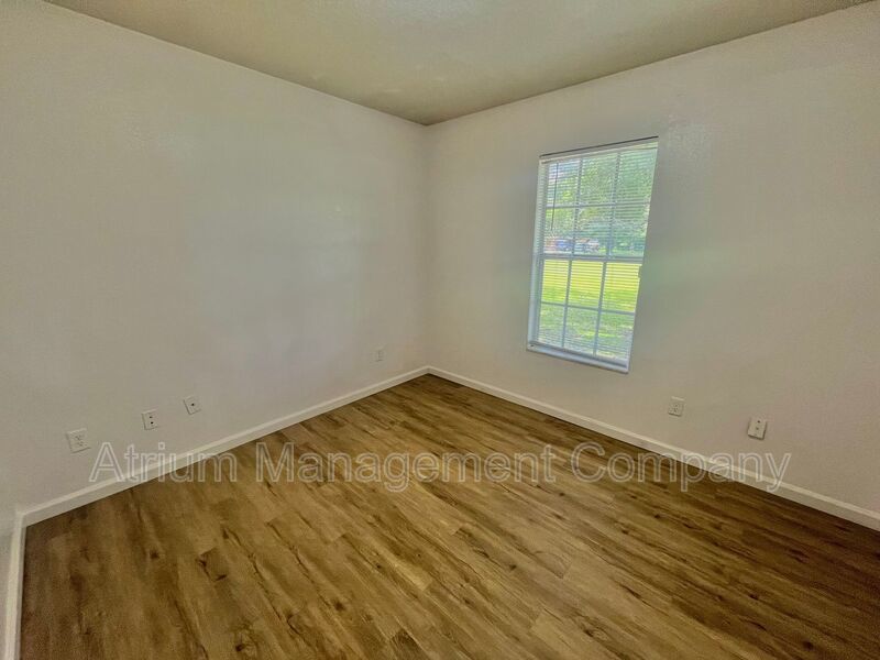 Live the Sanford Life | Move-In Ready at 3200 Hughey property image