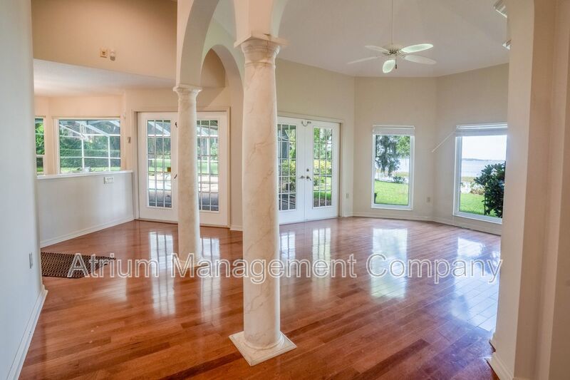 Stunning 3-Bedroom, 3-Bathroom Lakeside Home in Mount Dora with Private Pool & Lakefront Living property image